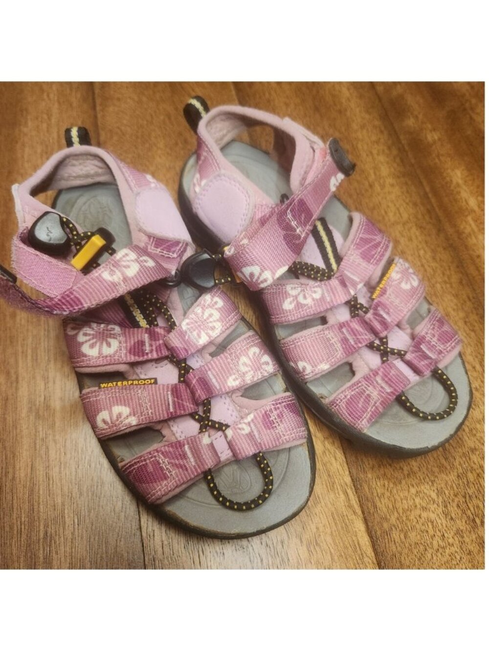 Keen Waterproof Kids Sandals Pink Floral Sport Water Shoes‎ Size 12